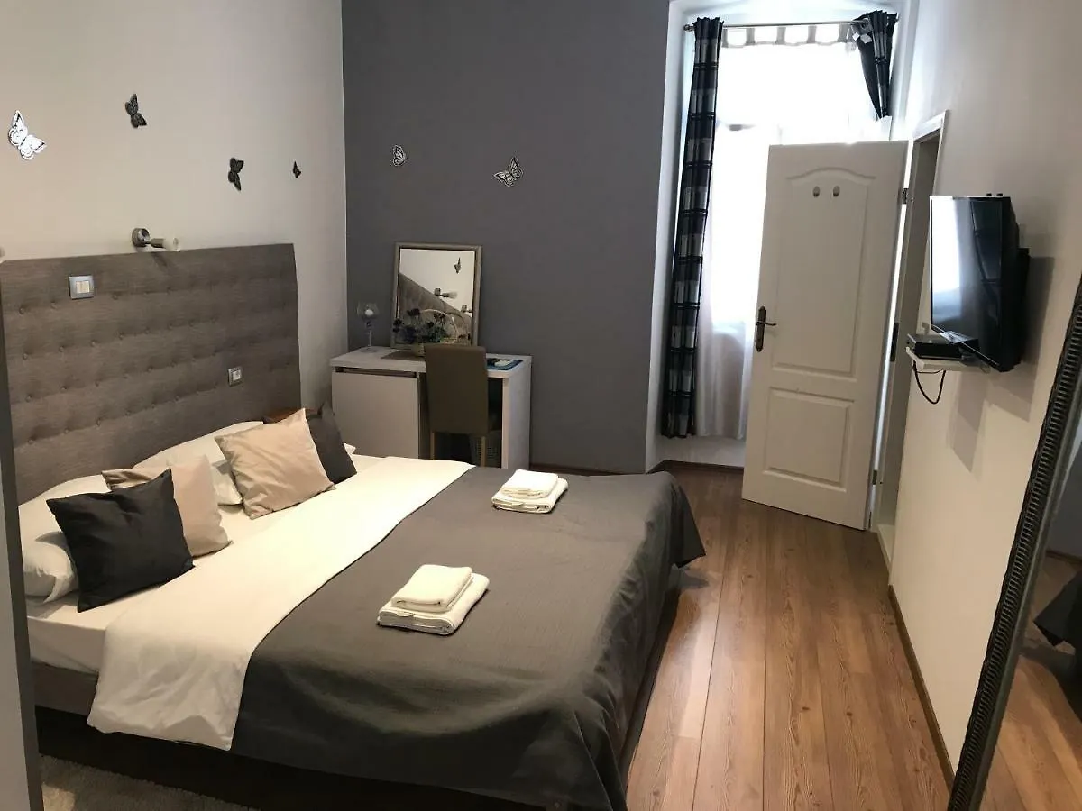 Pula Antic Rooms In Center (Adults Only) Kroatië